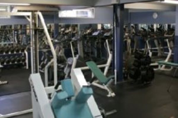 Tradewinds Hotel (San Fernando)